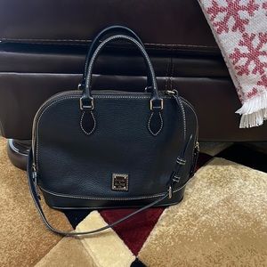 Dooney & Bourke